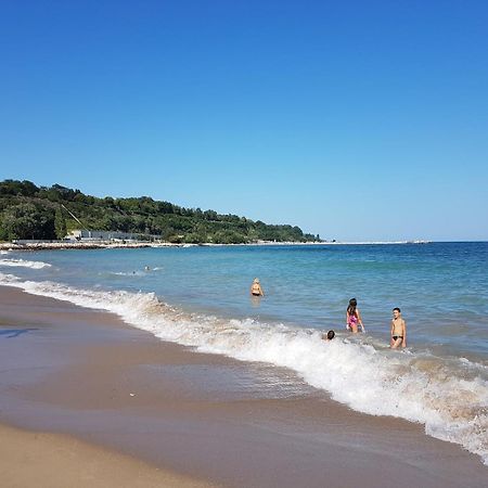 Chaika Sea Apartment Βάρνα Εξωτερικό φωτογραφία